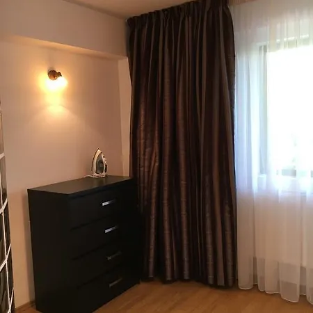 Vila With Balcony And Parking 1