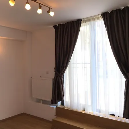 Daire Vila With Balcony And Parking 1